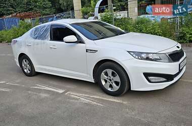 Седан Kia K5 2013 в 