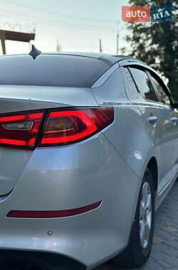 Седан Kia K5 2014 в 