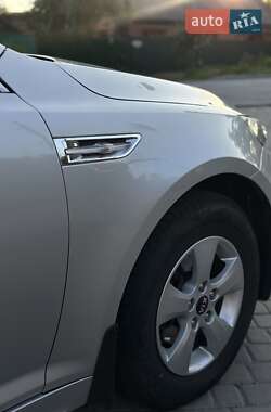 Седан Kia K5 2014 в 