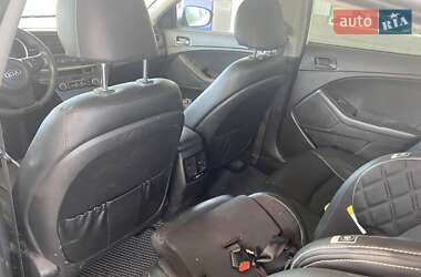 Седан Kia K5 2014 в 