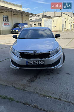Седан Kia K5 2013 в Харькове