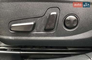 Седан Kia K5 2017 в 