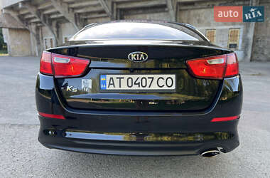 Седан Kia K5 2015 в 