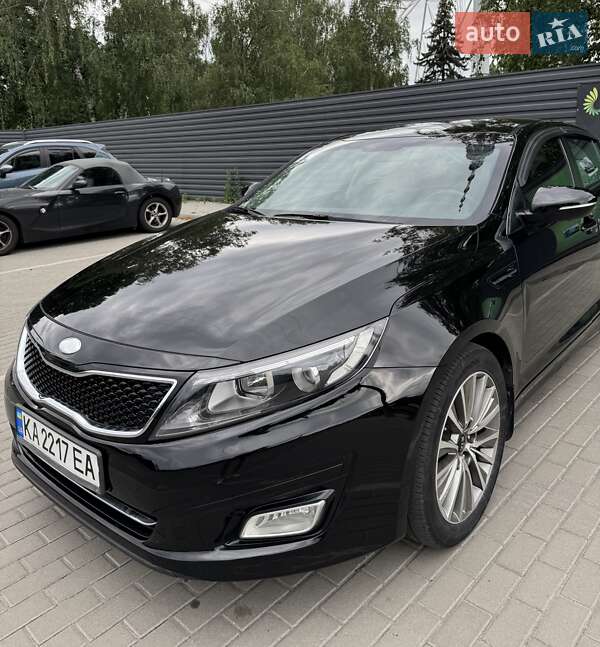 Седан Kia K5 2013 в Киеве