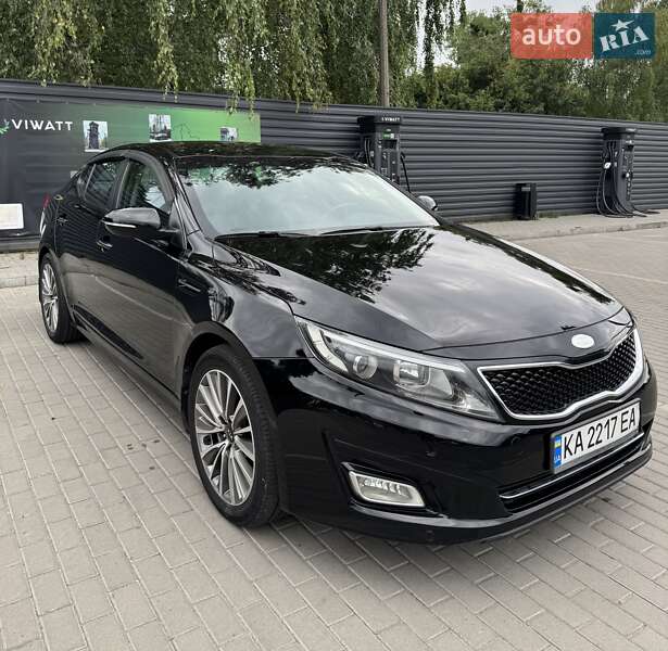 Седан Kia K5 2013 в Киеве