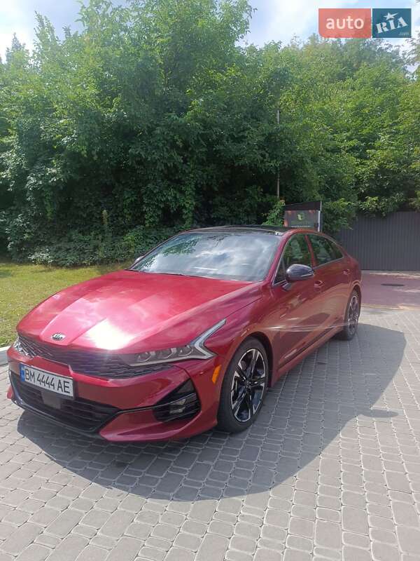 Седан Kia K5 2021 в 