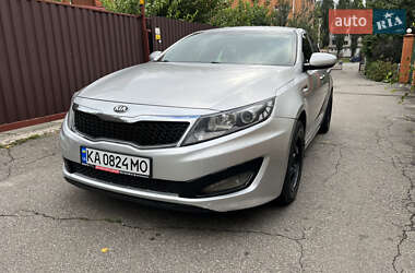 Седан Kia K5 2013 в Киеве