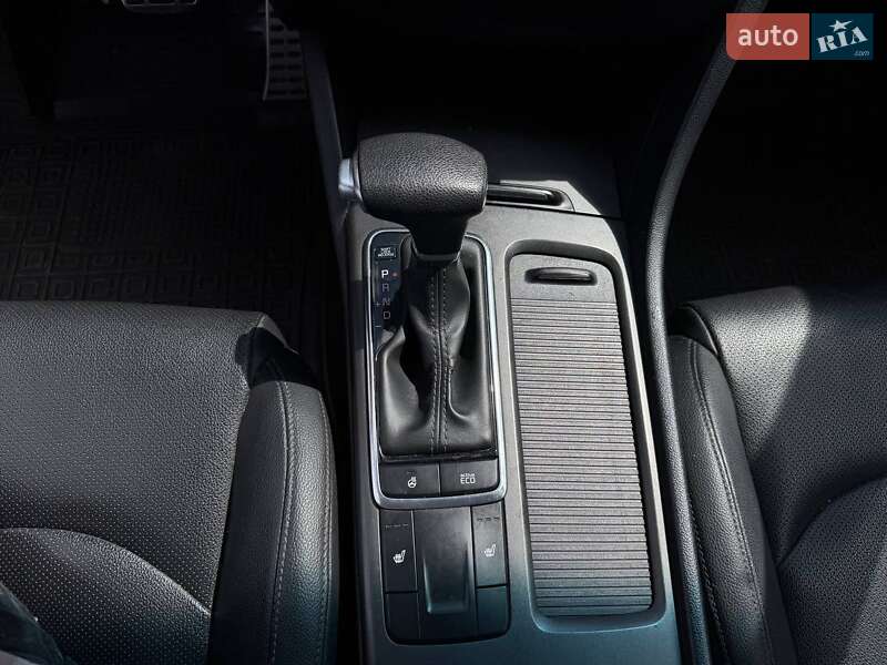 Седан Kia K5 2016 в Киеве фото 14 Седан Kia K5 2016 в Киеве