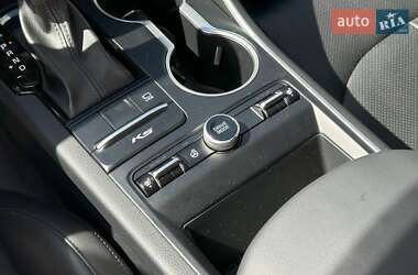 Седан Kia K5 2020 в 
