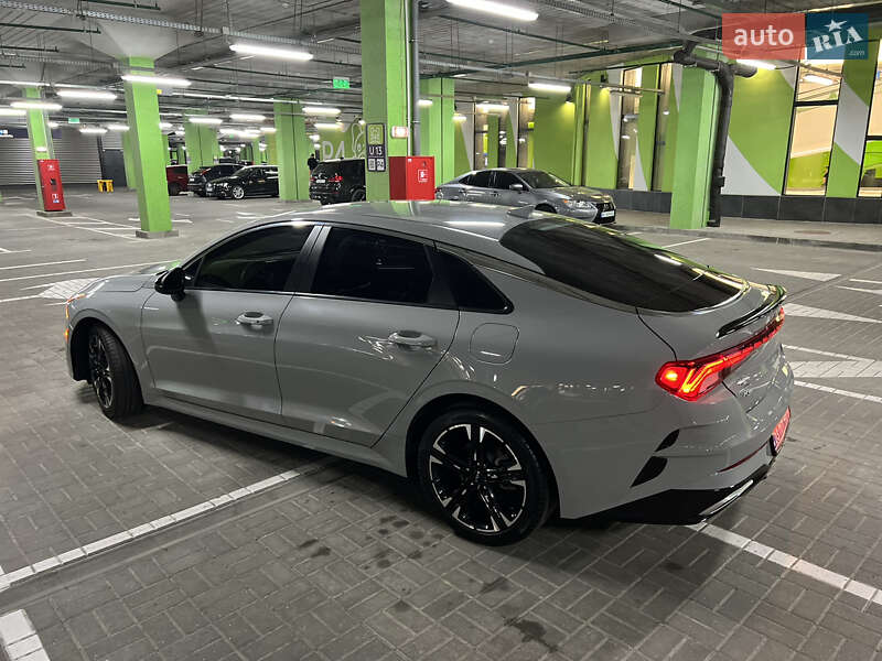 Седан Kia K5 2021 в Киеве