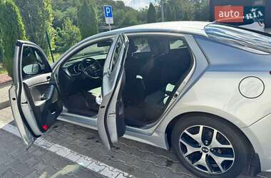 Седан Kia K5 2013 в 