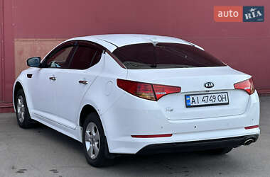 Седан Kia K5 2012 в 