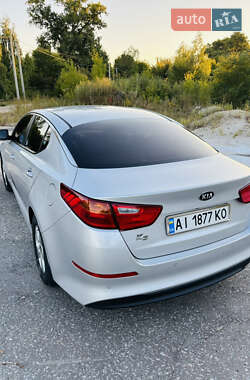 Седан Kia K5 2014 в 