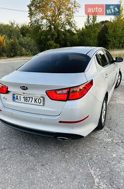 Седан Kia K5 2014 в 