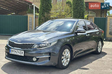 Седан Kia K5 2016 в 