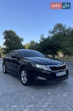 Седан Kia K5 2011 в Миколаєві