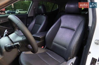 Седан Kia K5 2014 в 