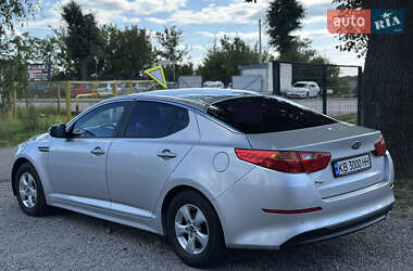Седан Kia K5 2015 в 