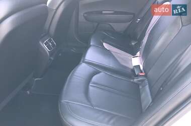 Седан Kia K5 2017 в 