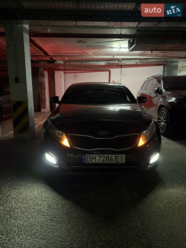 Седан Kia K5 2013 в Киеве