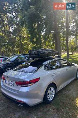 Седан Kia K5 2015 в 