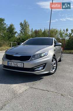 Седан Kia K5 2010 в 