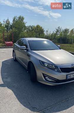 Седан Kia K5 2010 в 