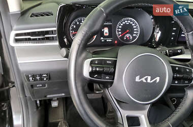 Седан Kia K5 2022 в 