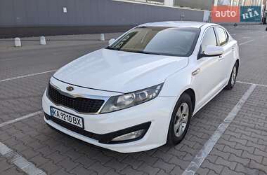 Kia K5 2010