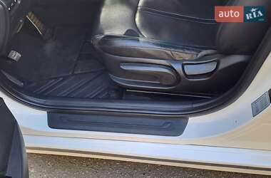 Седан Kia K5 2015 в 