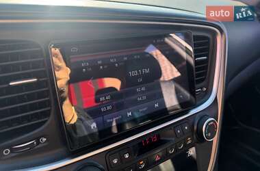 Седан Kia K5 2014 в 