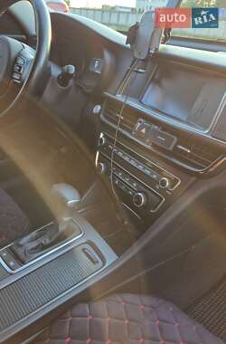 Седан Kia K5 2017 в 