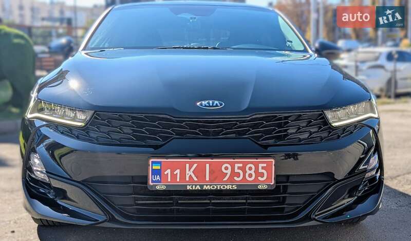 Седан Kia K5 2021 в Киеве