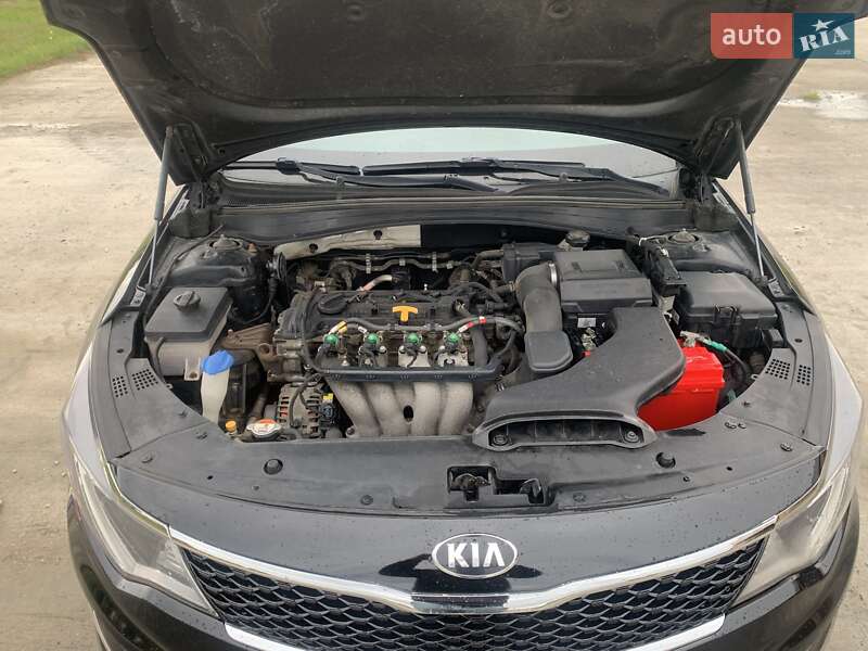 Седан Kia K5 2017 в Броварах