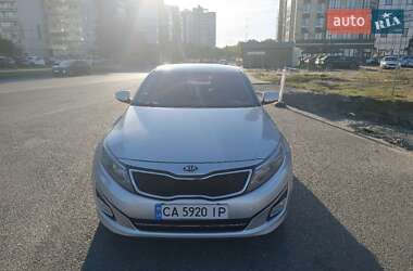 Седан Kia K5 2015 в Черкасах