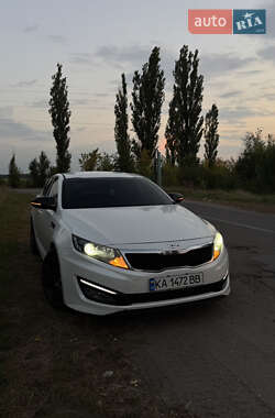 Седан Kia K5 2010 в 