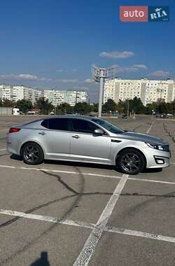 Седан Kia K5 2014 в 