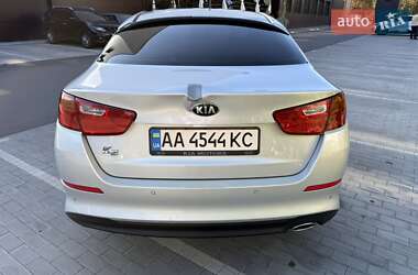 Седан Kia K5 2014 в 
