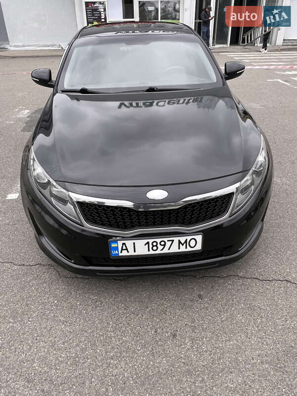 Седан Kia K5 2012 в Киеве