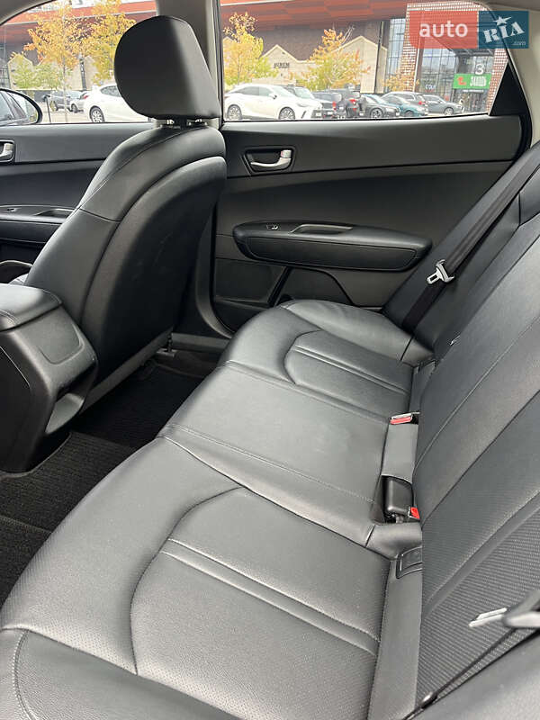 Седан Kia K5 2016 в Киеве фото 11 Седан Kia K5 2016 в Киеве