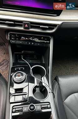 Седан Kia K5 2020 в 