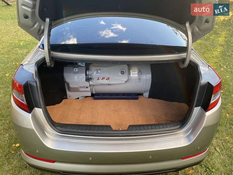 Седан Kia K5 2010 в Бердичеве фото 20 Седан Kia K5 2010 в Бердичеве