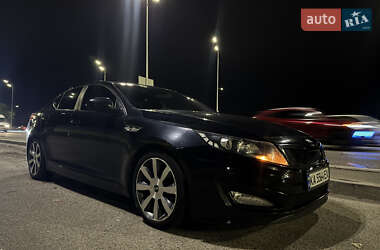 Седан Kia K5 2012 в 