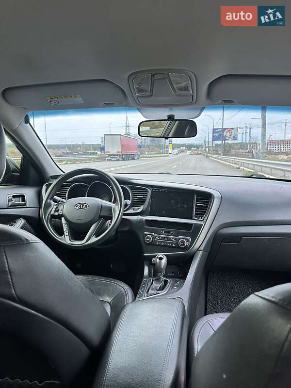 Седан Kia K5 2012 в Києві