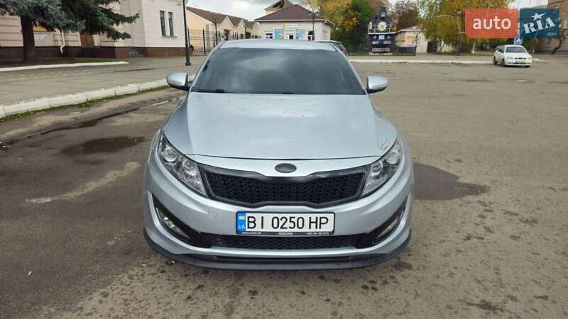 Седан Kia K5 2013 в Знаменке