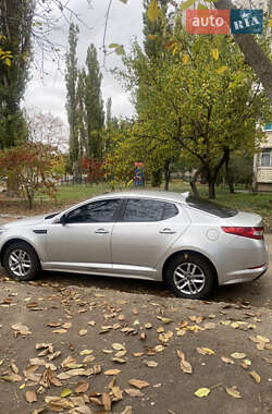 Седан Kia K5 2013 в 