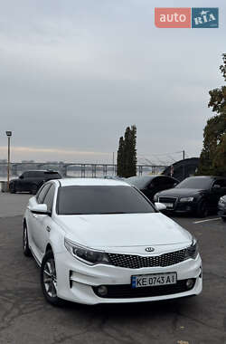 Седан Kia K5 2017 в Днепре