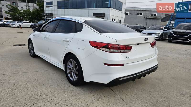Седан Kia K5 2018 в Києві