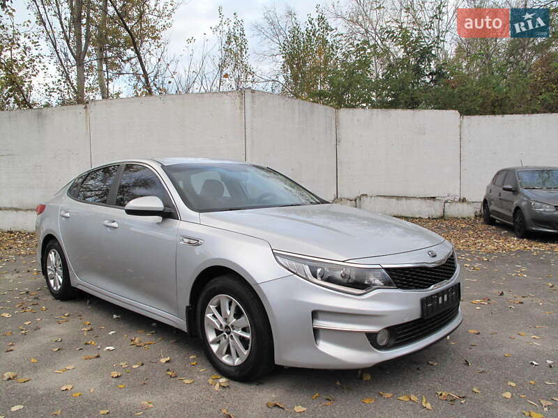 Седан Kia K5 2017 в Киеве фото 2 Седан Kia K5 2017 в Киеве