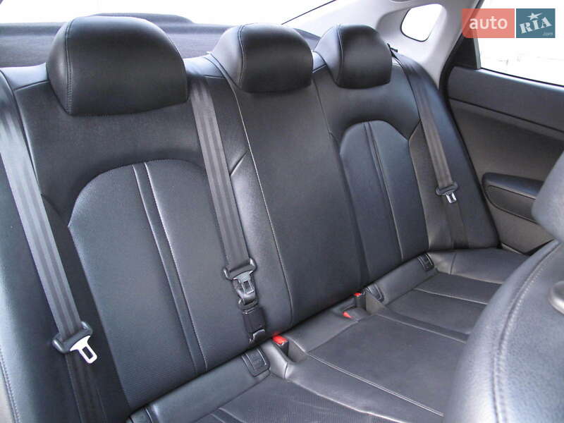 Седан Kia K5 2017 в Киеве фото 38 Седан Kia K5 2017 в Киеве